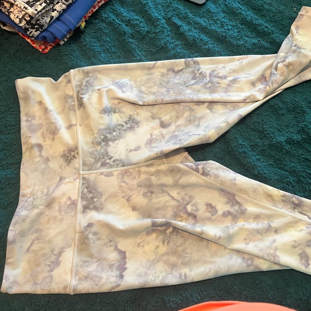 Grey Marble Leggings